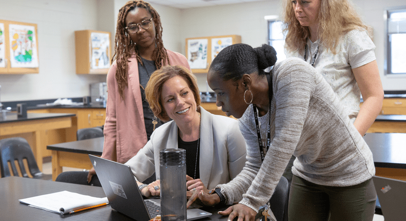 Clear The List 2024 Great Minds - Download Professional Sunset Pattern | High Resolution